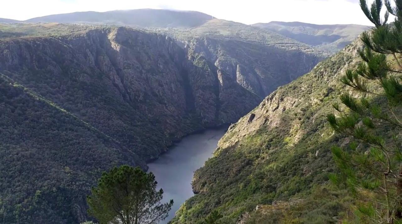 Vila Casa Bolmente A Ver En La Ribeira Sacra. Sober Exteriér fotografie